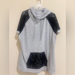 Livi Active Gray and Black Short Sleeve Hoodie